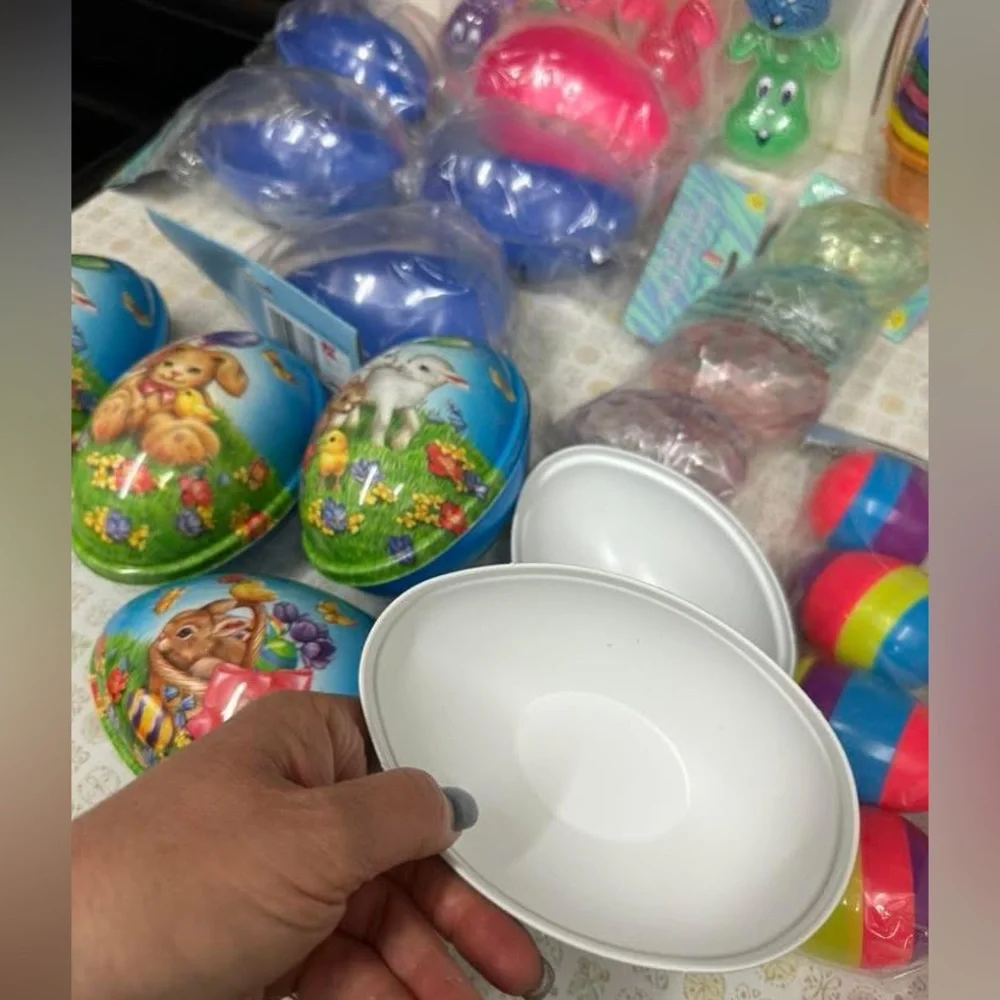 Colorful Easter Egg Set - Picture 10 of 10